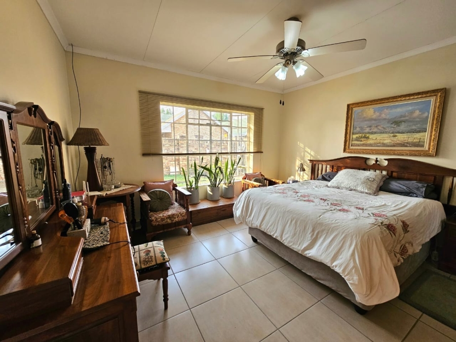 4 Bedroom Property for Sale in Van Der Hoff Park North West